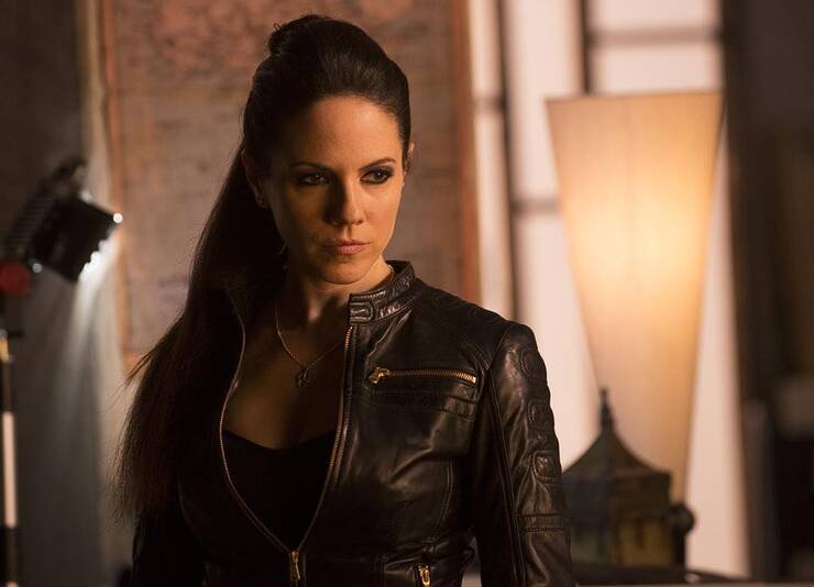 Anna Silk in Lost Girl